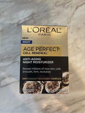 L'Oreal Age Perfect Cell Renewal Night Moisturizer - Gold & Black